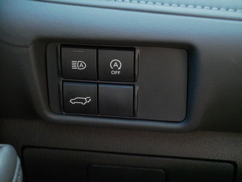 Certified 2026 Toyota Highlander XLE AWD/4WD image 28