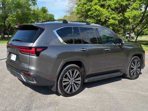 Used 2023 Lexus LX 600 4WD w/ Accessory Package (Z1) image 3