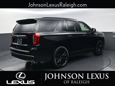 Used 2023 GMC Yukon AT4 w/ AT4 Premium Plus Package AWD/4WD image 9