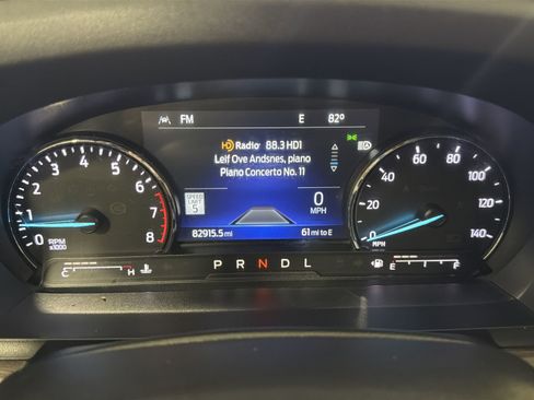 Used 2022 Ford Explorer Limited w/ Limited Technology Package RWD image 16