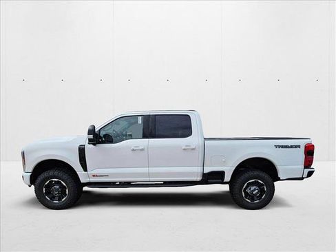 New 2025 Ford F350 Platinum w/ Tremor Off-Road Package image 9