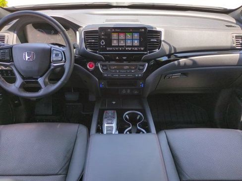 Used 2024 Honda Ridgeline Black Edition image 13