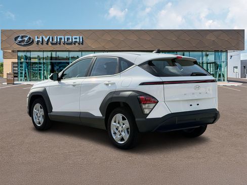 New 2027 Hyundai Kona SE FWD image 5