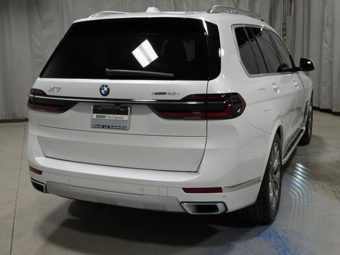 Used 2023 BMW X7 xDrive40i w/ Climate Comfort Package AWD/4WD image 22