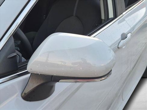Used 2023 Toyota Camry LE w/ Convenience Package FWD image 8