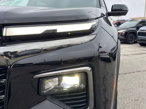 New 2026 Chevrolet Traverse Z71 w/ Enhanced Driving Package image 9