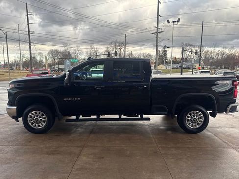 Used 2025 Chevrolet Silverado 2500 LT w/ Safety Package image 6