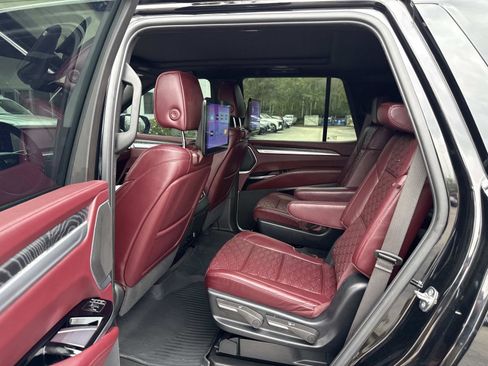 Certified 2025 Cadillac Escalade Sport w/ Touring Package AWD/4WD image 15