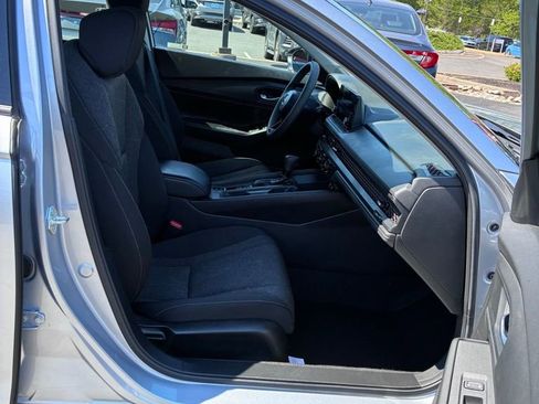Used 2025 Honda Accord SE image 20