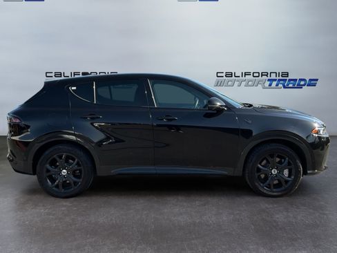 Used 2024 Dodge Hornet R/T w/ Tech Pack w/o Parking AWD/4WD image 4