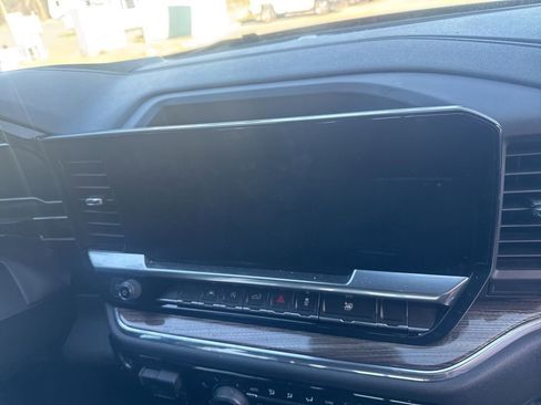 Used 2023 Chevrolet Silverado 1500 RST w/ Convenience Package II image 6