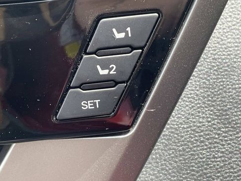 New 2026 Toyota Tundra Limited AWD/4WD image 25