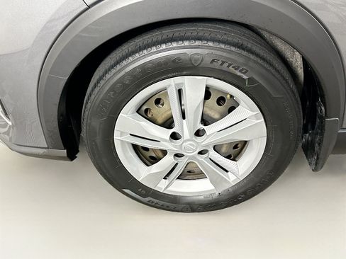 Used 2024 Nissan Kicks S FWD image 11