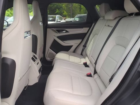 Used 2024 Jaguar F-PACE R-Dynamic S AWD/4WD image 24