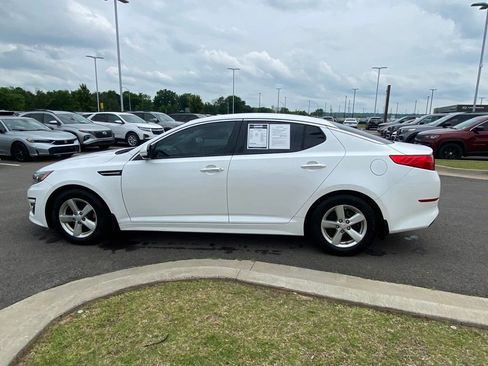 Used 2015 Kia Optima LX FWD image 4