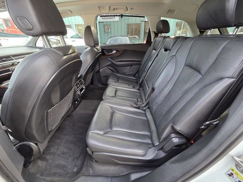 Used 2018 Audi Q7 3.0T Prestige AWD/4WD image 16