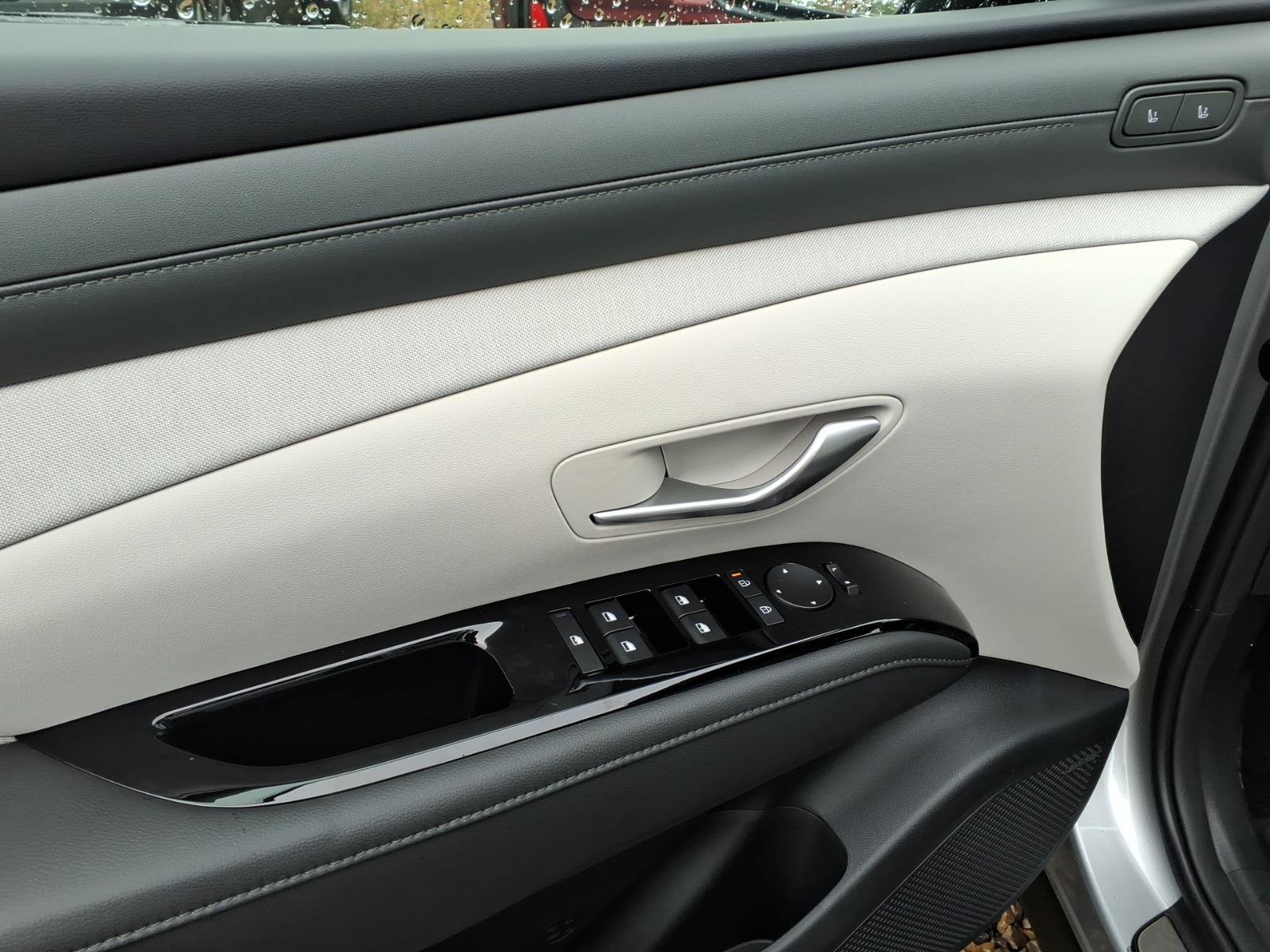 New 2026 Hyundai Tucson Limited AWD/4WD image 9