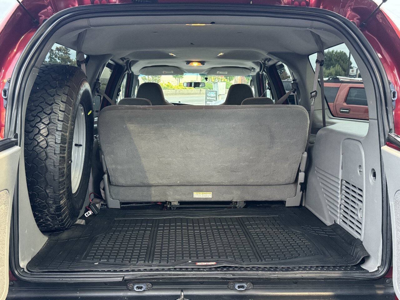Used 2003 Ford Excursion XLT AWD/4WD image 7