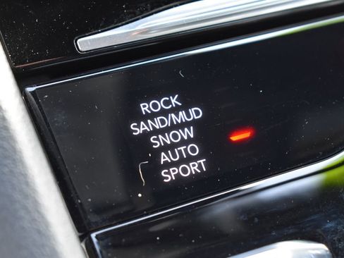 Used 2025 Jeep Grand Cherokee Summit w/ Adv Protech Group IV image 31