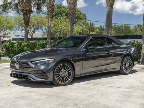 Used 2024 Mercedes-Benz CLE 300 4MATIC Cabriolet image 2
