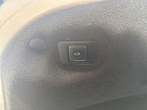 Used 2017 Lincoln MKZ Reserve w/ Climate Package image 29