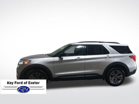 Certified 2022 Ford Explorer XLT w/ Equipment Group 202A AWD/4WD image 8
