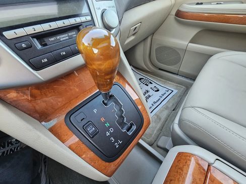 Used 2004 Lexus RX 330 FWD image 15
