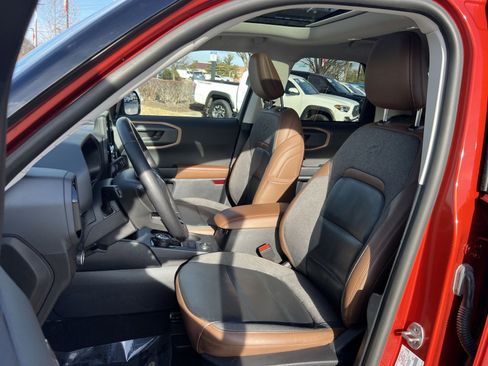 Used 2023 Ford Bronco Sport Outer Banks w/ Tech Package image 13