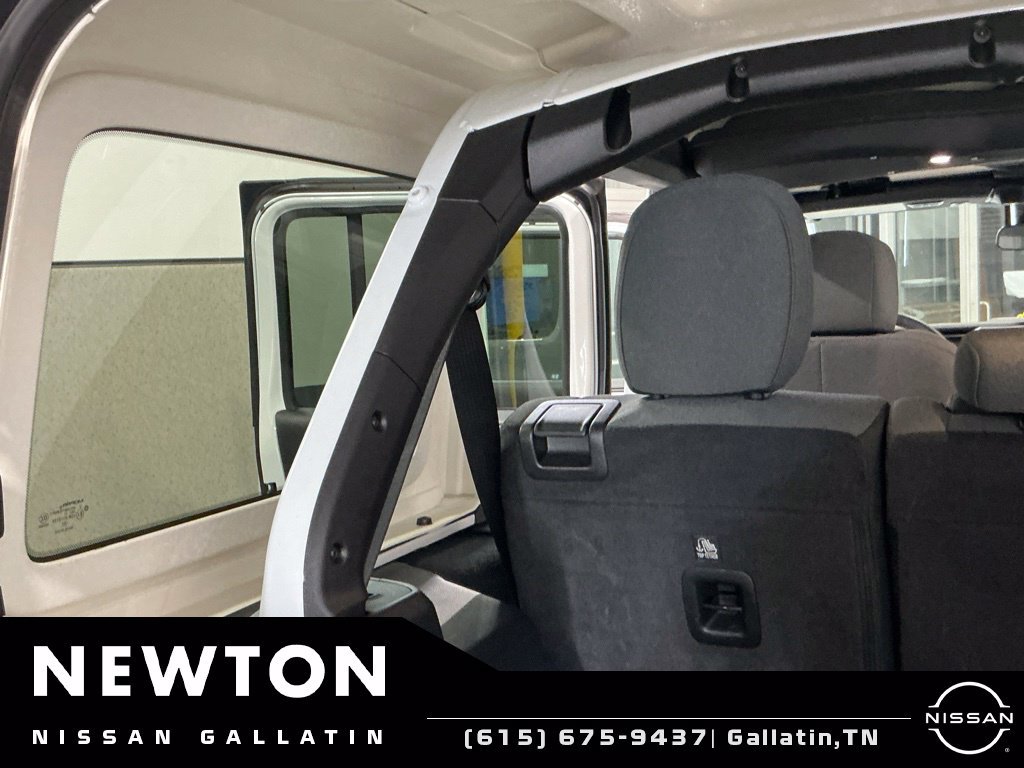 Used 2024 Jeep Wrangler Unlimited w/ Convenience Group AWD/4WD image 44