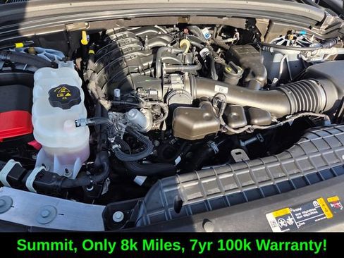Certified 2025 Jeep Grand Cherokee Summit w/ Obsidian Package AWD/4WD image 18