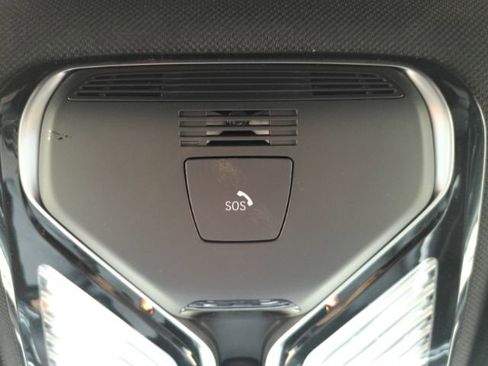 Used 2019 BMW 750i w/ Executive Package RWD image 59