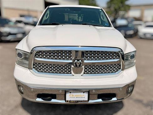 Used 2015 RAM 1500 Laramie w/ Convenience Group AWD/4WD image 7