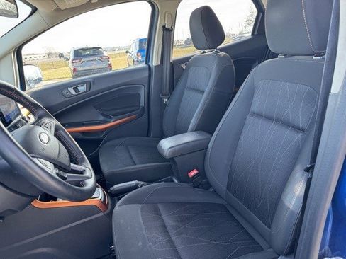 Used 2021 Ford EcoSport SE w/ SE Convenience Package image 12