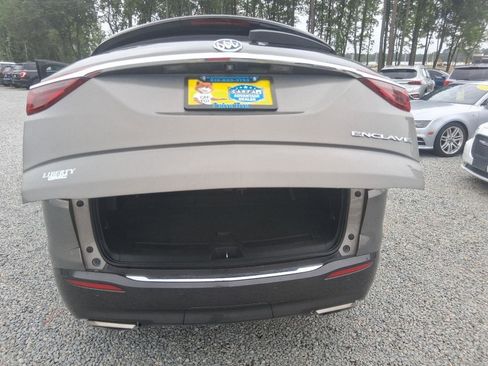 Used 2019 Buick Enclave Essence FWD image 20