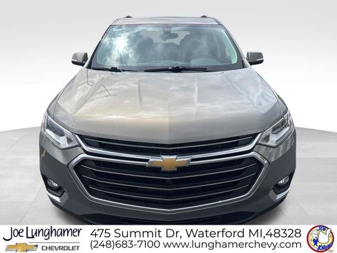 Certified 2018 Chevrolet Traverse LT FWD image 9
