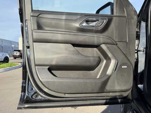 Used 2023 GMC Yukon AT4 image 19