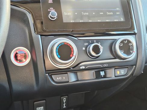 Used 2018 Honda Fit EX image 21