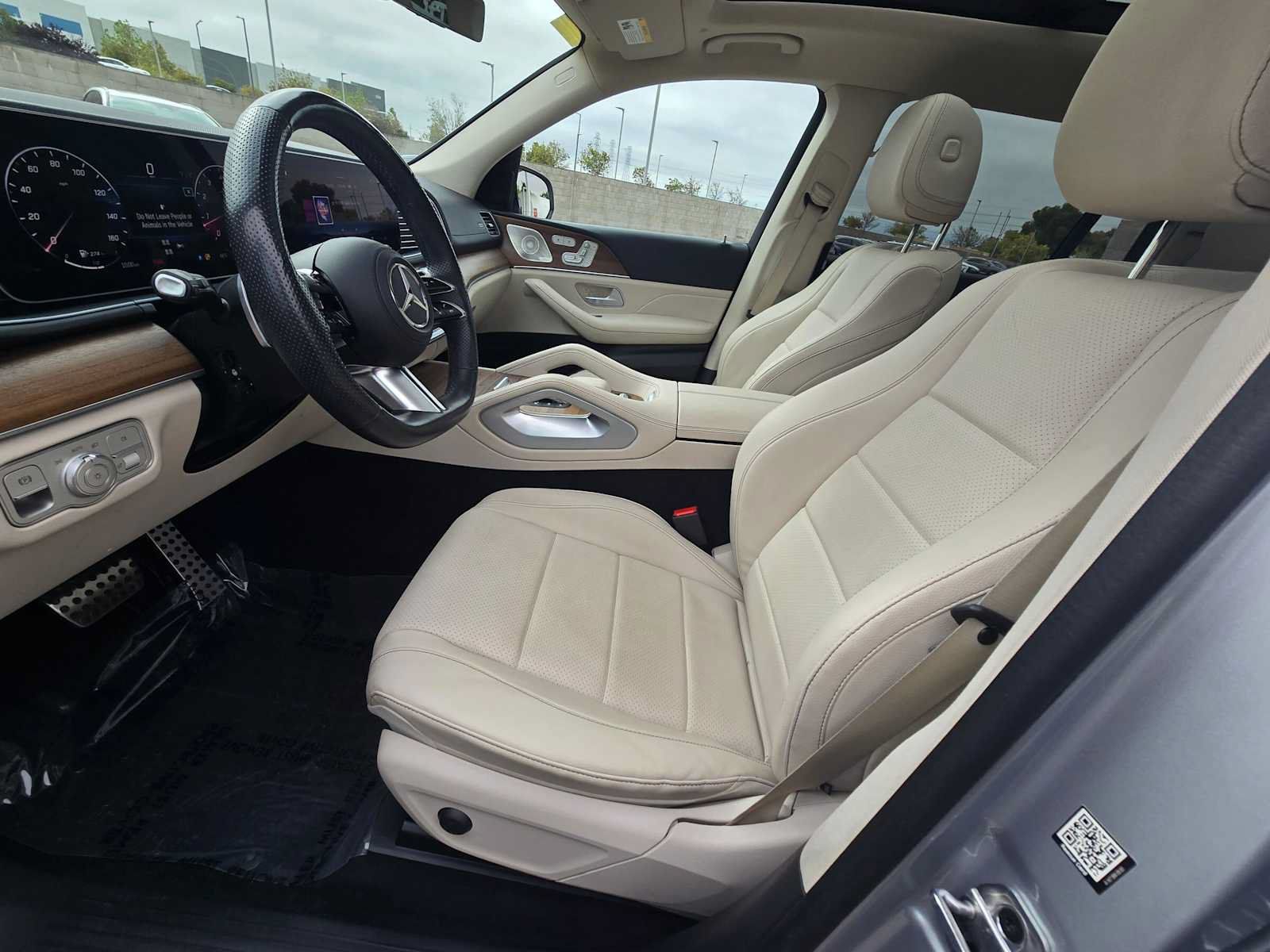 Used 2024 Mercedes-Benz GLS 450 4MATIC image 24