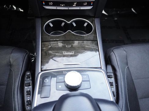 Used 2014 Mercedes-Benz E 350 Coupe image 23