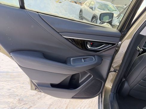 Used 2023 Subaru Outback Limited image 16