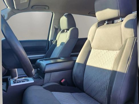 Used 2015 Toyota Tundra SR5 w/ SR5 Upgrade Package image 15