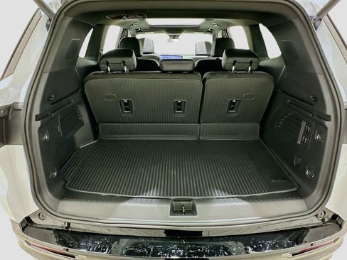 New 2026 Buick Enclave Sport Touring w/ Power Package FWD image 28