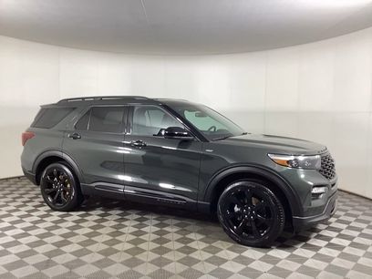 Used 2023 Ford Explorer ST-Line w/ Class IV Trailer Tow Package