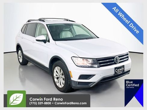 Used 2018 Volkswagen Tiguan SE w/ 3rd Row Seat Package AWD/4WD image 1