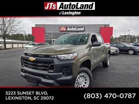 Used 2024 Chevrolet Colorado W/T image 1