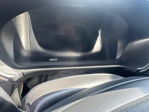 Used 2020 Ford Escape Titanium w/ Titanium Premium Package 2.0 AWD/4WD image 9