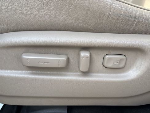 Used 2018 Honda Pilot Elite image 12