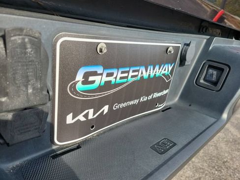 Used 2022 Ford F150 Lariat AWD/4WD image 39