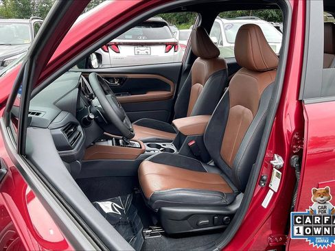 Certified 2025 Subaru Forester Touring w/ Popular Package - Touring AWD/4WD image 9