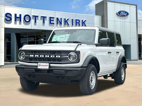 New 2026 Ford Bronco 4-Door AWD/4WD image 3